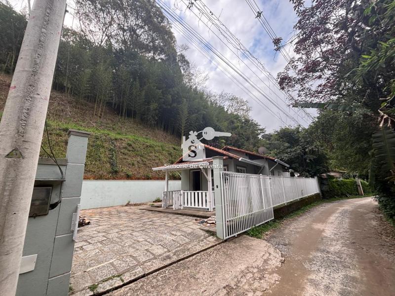 Comprar Casa em Itaipava, Petrópolis/RJ - Simone de Oliveira Imóveis Comprar Casa em Itaipava, Petrópolis/RJ - Simone de Oliveira Imóveis