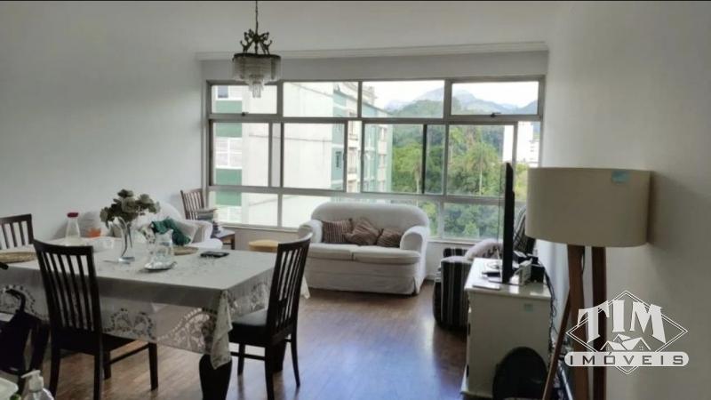 Apartamento à venda em Centro, Petrópolis - RJ