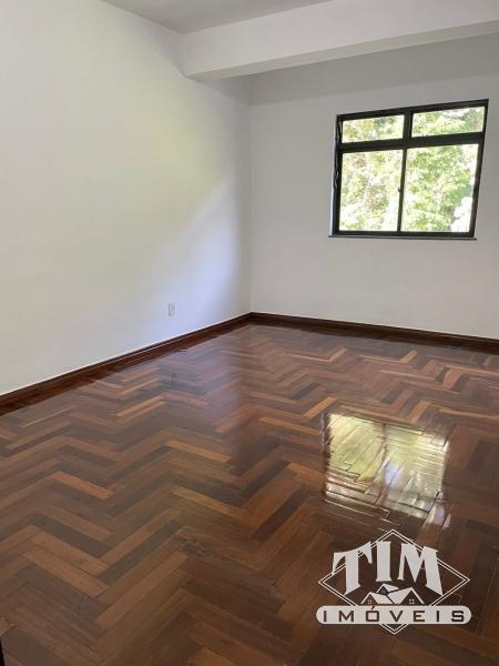 Apartamento para Alugar em Retiro, Petrópolis - RJ - Foto 2