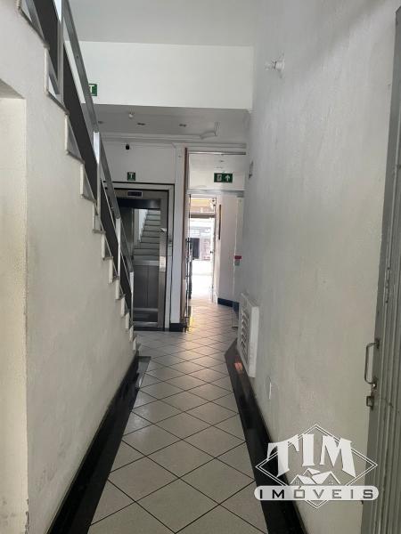 Apartamento para Alugar em Retiro, Petrópolis - RJ - Foto 2