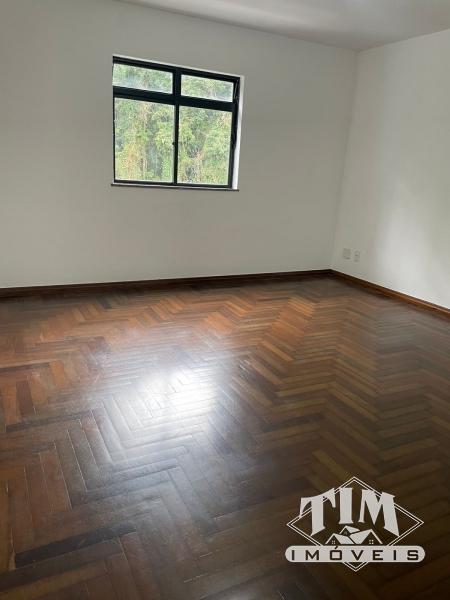 Apartamento para Alugar em Retiro, Petrópolis - RJ - Foto 9