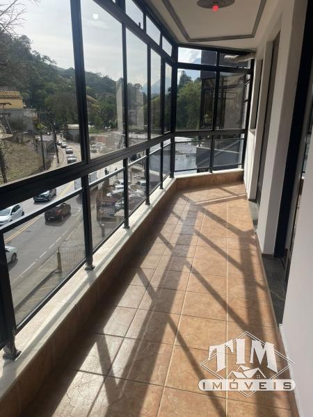 Apartamento para alugar em Retiro, Petrópolis - RJ