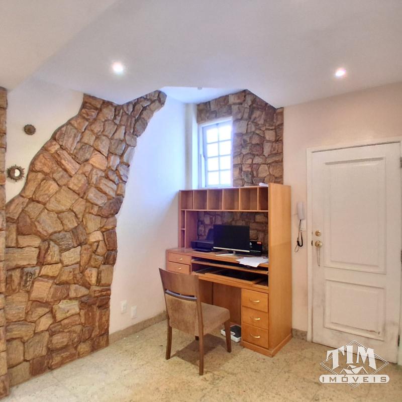 Apartamento à venda em Centro, Petrópolis - RJ