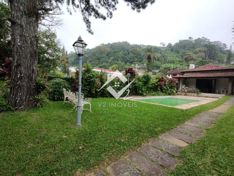 Casa em Coronel Veiga - Petrópolis/RJ  - 4 Dormitorios