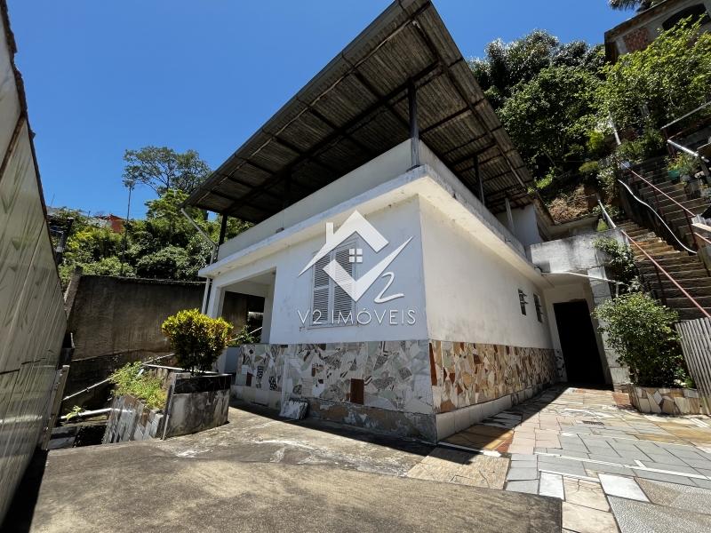 Casa em Corrêas - Petrópolis/RJ  - 4 Dormitorios