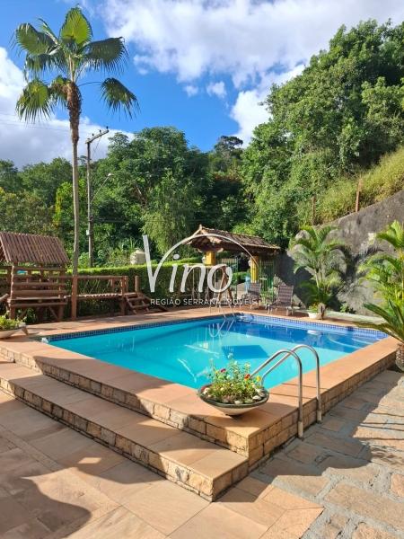 Casa à venda em Itaipava, Petrópolis - RJ