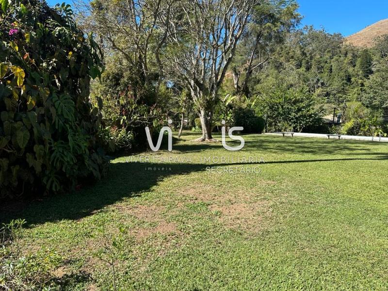 Terreno Comercial à venda em Araras, Petrópolis - RJ