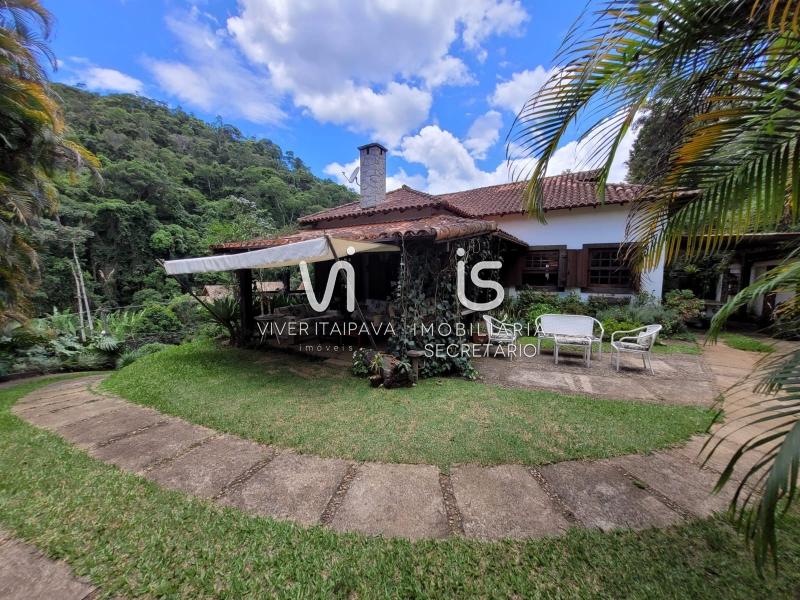 Casa à venda em Nogueira, Petrópolis - RJ