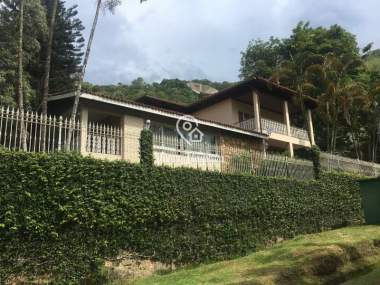 [CI 1049] Casa em Corrêas - Petrópolis/RJ