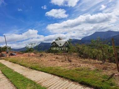Terreno Residencial em Bonsuce...