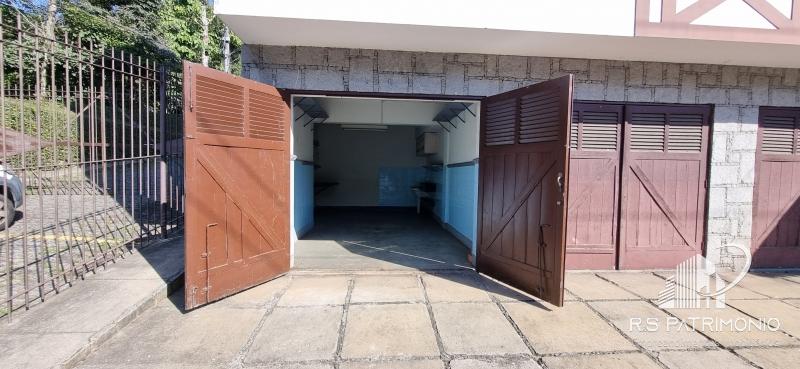 Apartamento em Petrópolis Centro