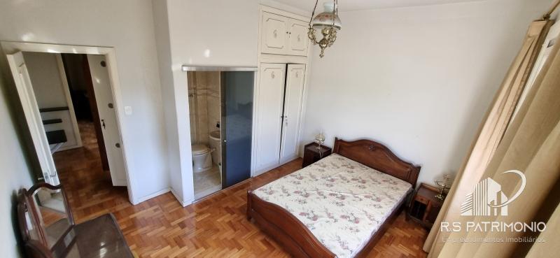 Apartamento em Petrópolis Centro