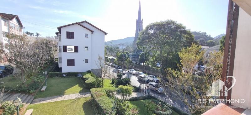Apartamento em Petrópolis Centro