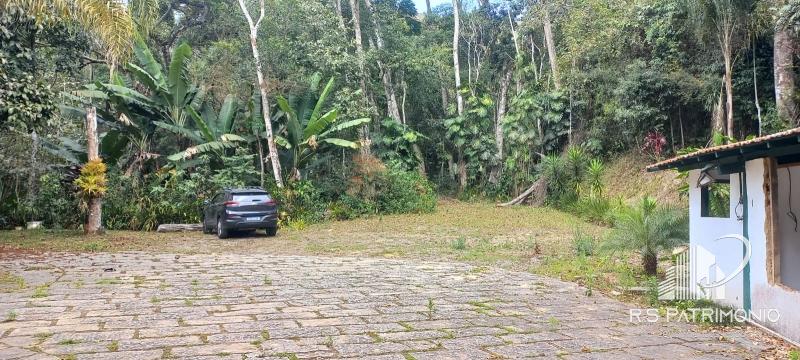 Casa em Petrópolis Carangola