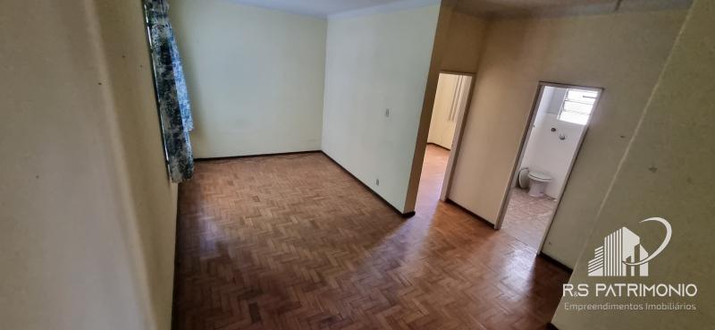 Apartamento em Petrópolis Centro