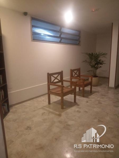 Apartamento em Petrópolis Centro