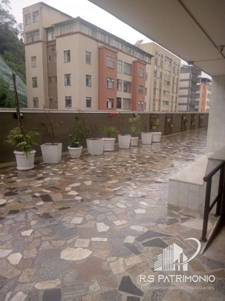 Apartamento em Petrópolis Centro