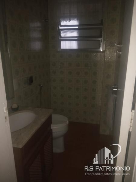 Apartamento em Petrópolis Centro