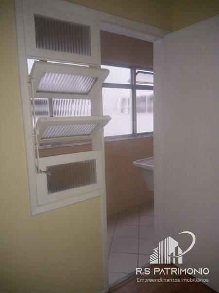 Apartamento em Petrópolis Centro