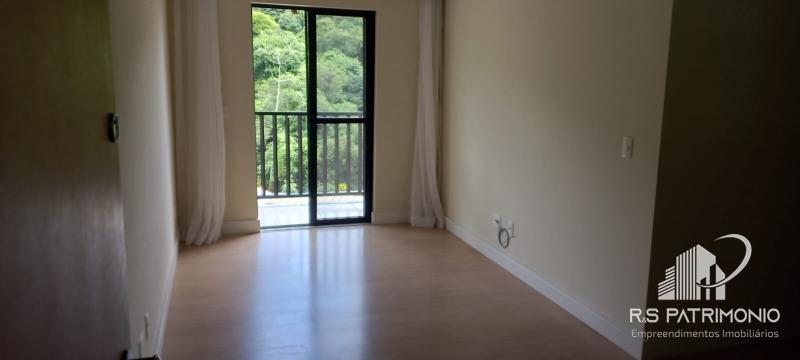 Apartamento à venda em Samambaia, Petrópolis - RJ