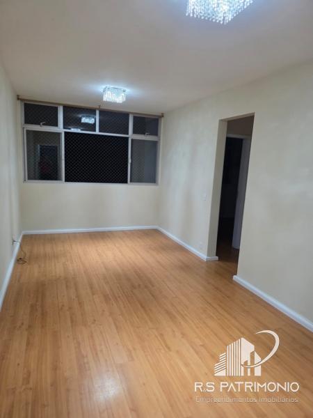 Apartamento - Petrópolis, Centro - 2 Quartos