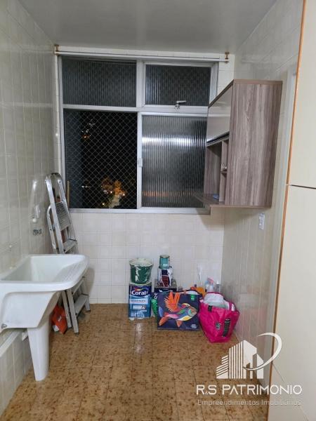 Apartamento em Petrópolis Centro
