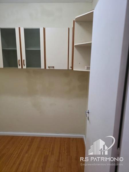 Apartamento em Petrópolis Centro