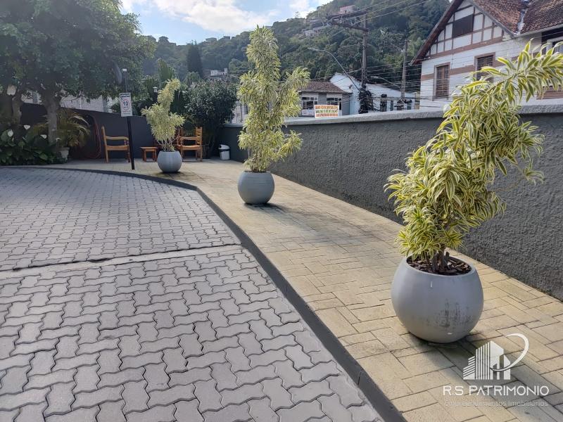 Apartamento em Petrópolis Centro