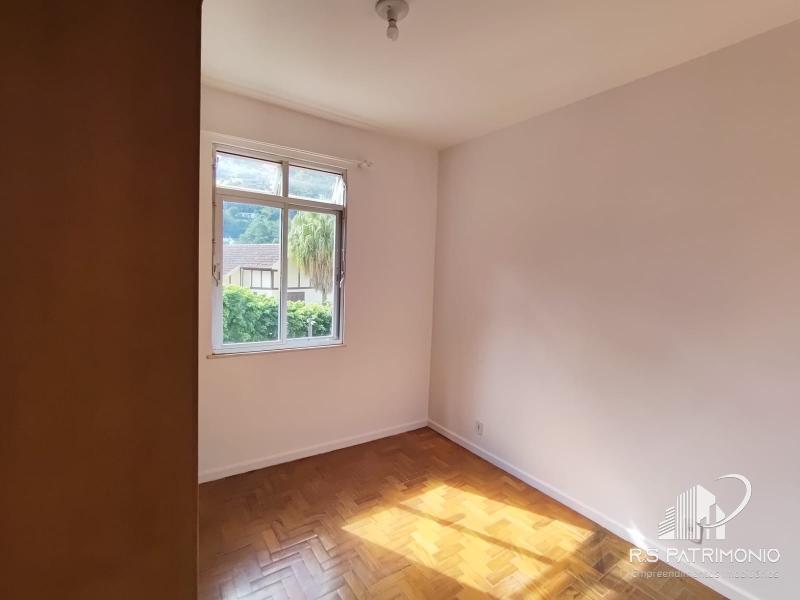 Apartamento em Petrópolis Centro