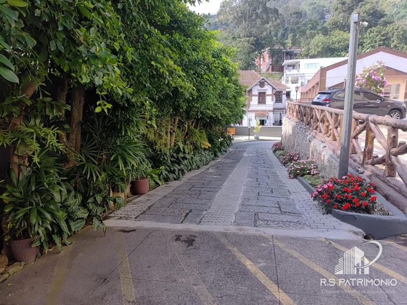 Apartamento em Petrópolis Centro
