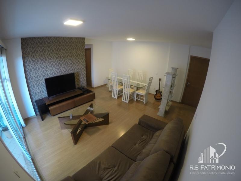 Apartamento em Petrópolis Centro