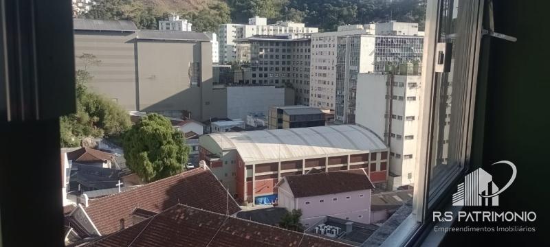 Apartamento em Petrópolis Centro