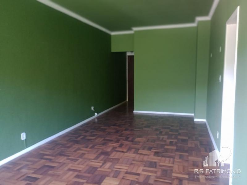 Apartamento em Petrópolis Centro