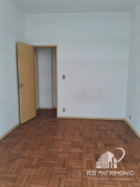 Apartamento em Petrópolis Centro