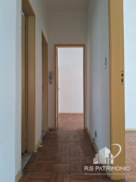 Apartamento em Petrópolis Centro