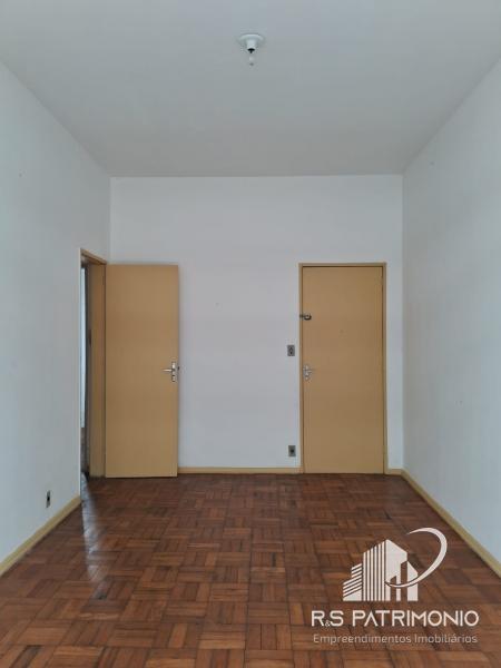 Apartamento em Petrópolis Centro