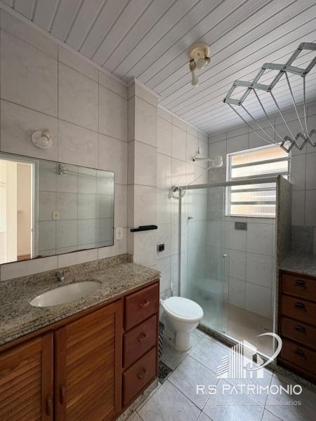 Apartamento em Petrópolis Centro