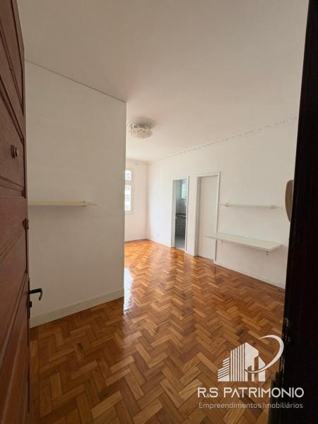 Apartamento em Petrópolis Centro