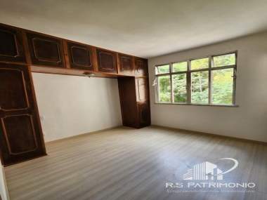 Comprar Kitnet em Petrópolis Centro